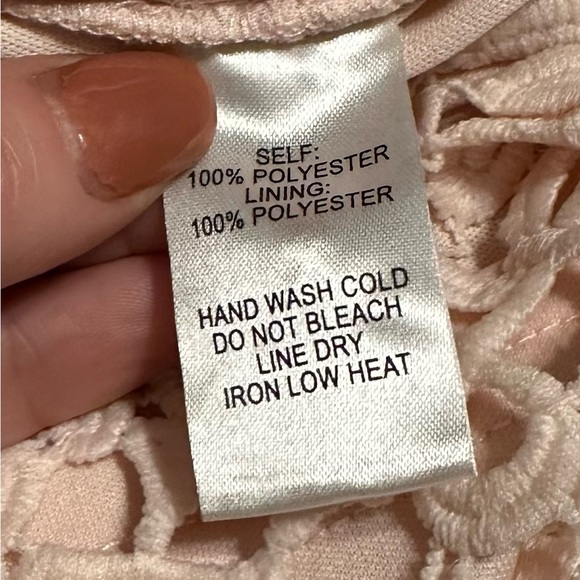 🩵 Lulus blush cotton lace dress with keyhole back. 092 - Picture 7 of 11